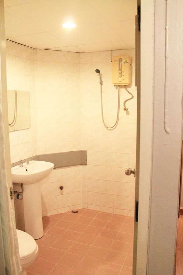 โรงแรมเรือนทิพย์ เชียงราย Ruean Tip Hotel Ruang foto